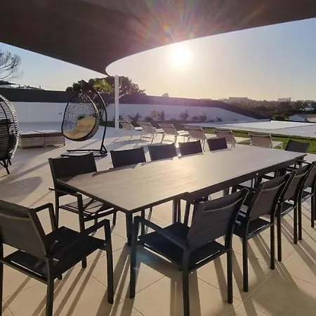 Sunrise By Laranjal *