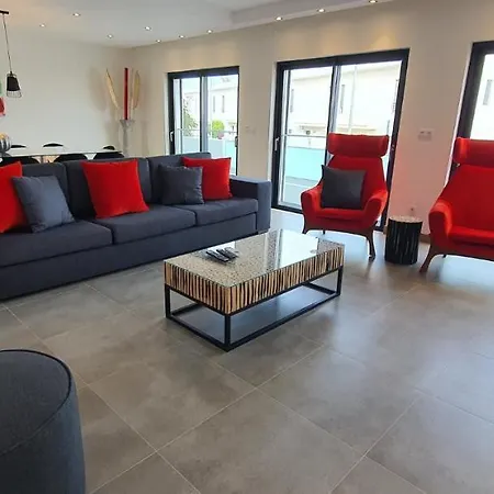 Sunrise By Laranjal Vila *