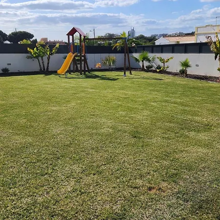 Sunrise By Laranjal Вілла