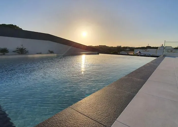 Villa Sunrise By Laranjal